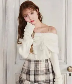 NICE CLAUP パール×ビジューオフショルニット フェザーオフショルニット