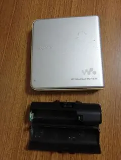 SONY　MDウォークマンMZ-E630 ホワイト　※難あり Sony MZ-E630 [MiniDisc Wiki]