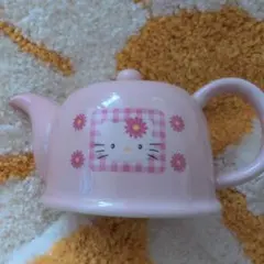 【レア商品】ハローキティ 陶器製ティーポット