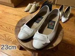 【MIHAMA】ミハマ ローヒールパンプス ベルトデザイン アイボリー 23cmのサムネイル