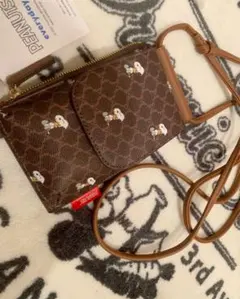 しまむら スヌーピー バッグ　ショルダーバッグ ブラウン　中茶