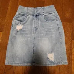 美品♡リップサービスバックリボンデニムスカート ストレッチスカートのサムネイル