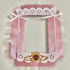 ピンクのトレカケース・カードフレーム