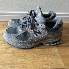 New Balance 2002R GORE-TEX グレー スニーカー