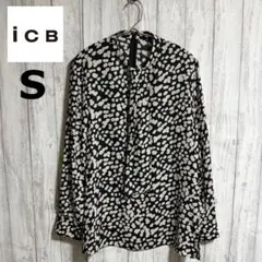 【美品】iCBアイシービー 総柄 ブラウス ボウタイ 長袖 レディース Sサイズのサムネイル