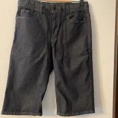 メンズ　ダークグレー ショートパンツ