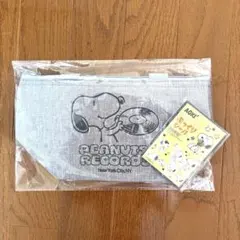 非売品⭐︎AOKI スヌーピー　クーラーバッグ　ぷっくりシールのサムネイル