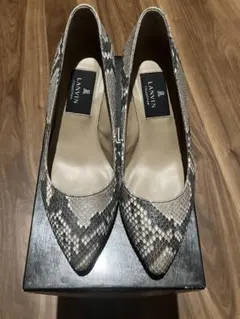 LANVIN ヘビ柄 ポインテッドトゥパンプスのサムネイル