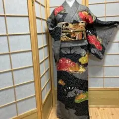 ［8184］訪問着 御所車花文様 手描き 金彩 黒 正絹 着物 袷 8184］訪問着 御所車花文様 手描き 金彩 黒 正絹 着物 袷 - メルカリ