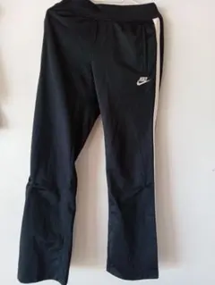 Nike 黒 ロングパンツ サイドストライプ