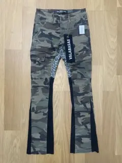 【新品】 VALABASAS バラバサス フレアデニム 迷彩　カモ柄　サイズ29 新品】 VALABASAS バラバサス フレアデニム 迷彩 カモ柄 サイズ29