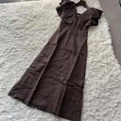 SNIDELフリルカラーノースリーブワンピース