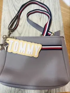 TOMMY トミーヒルフィガー　ストライプショルダーバッグ グレー