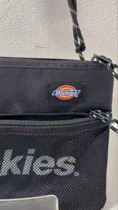 Dickies ブラックショルダーバッグ サコッシュ(キレイめ)