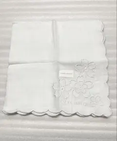LAURA ASHLEY 花柄刺繍ハンカチ