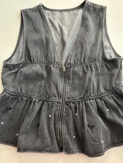 値下げ☆試着のみ☆jiLL merryフリルベスト パール×黒リボン付き☆