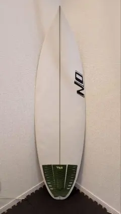 HAYDEN SHAPES WHITE NOIZ ショートボード 5'6