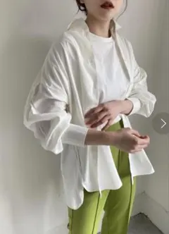 LOWRYSFARM ローリーズファーム　オーバーシャツ　白　長袖