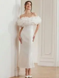 ホワイトオフショルダー　パーティードレス　キャバドレス