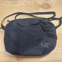 【完売品】ARC’TERYX Heliad 6 Crossbody Bagのサムネイル