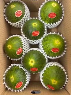 産地直送！甘いパパイヤメロン❗️甘くて美味しい❗️8玉入り！箱込み5キロのサムネイル