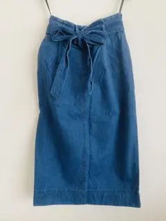 ユニクロ　デニムタイトスカート ウエストリボン付き　Sサイズ