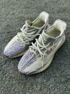 YEEZY BOOST 350 V2 セミフローズンイエロー