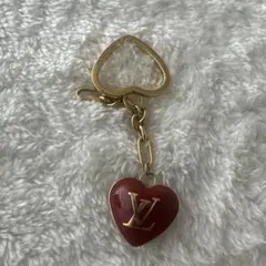 LOUIS VUITTON ルイヴィトン ハート キーホルダー チャーム レッドのサムネイル