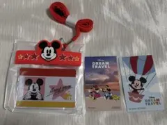 ディズニー　シークレットカードホルダー　ミッキー