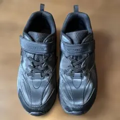 瞬足　23.5cm スニーカー 黒　キッズ　2E