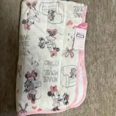 Item thumbnail for item c8245bcc-7214-4e13-9a97-f5fbcf89fe8a