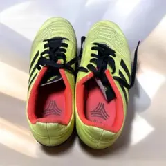 adidas サッカーシューズ イエロー/ブラック