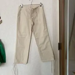 プーマ　PUMAサイズＭ　ズボン