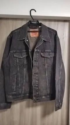 リーバイス　ダークデニムジャケット Lサイズ
