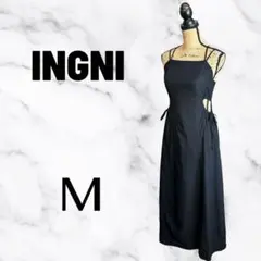 【INGNI】サイドスリットフレアキャミワンピース　リボン　さらさら　裏地　黒M