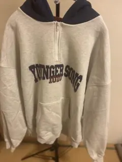 YOUNGER SONG ジップアップパーカー　Lサイズ