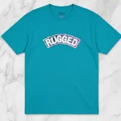 RUGGEDで鏡の前の自分に、思わず見惚れる。流行に媚びない、本物の「ラギッド」