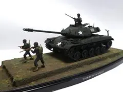 タミヤ　1/35 アメリカ・M41 ウォーカーブルドッグ　塗装済み完成品のサムネイル
