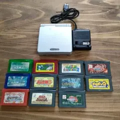 ゲームボーイアドバンスSP(本体+充電器)ソフト11本