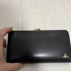 黒の長財布 ゴールド宇宙柄内装