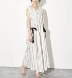 【定価1.7万】Audrey and John Wad ワンピース　ストライプのサムネイル