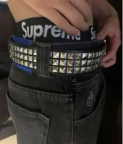 スタッズ付きブラックベルト y2k ストリート系