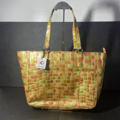 COCCOFIORE エナメルレザー　イエロートートバッグ