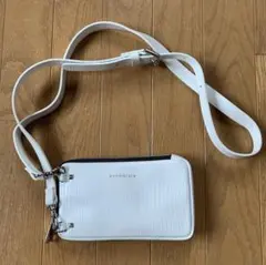 BANDOLIER 型押しスマホショルダーバッグ ホワイト
