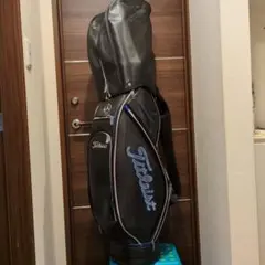 ア*リ様 み*︎様 【新品】AXEL キャディバッグ シルバー×イエロー 9型 新品】AXEL キャディバッグ シルバー×イエロー 9型 おしゃれ