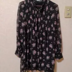 dazzlin 花柄 シフォン 長袖 ブラウスのサムネイル