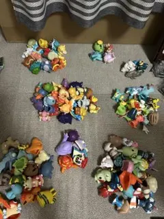 バンダイ ポケモンキッズ 指人形まとめ売り1996〜2003年106体＋オマケ