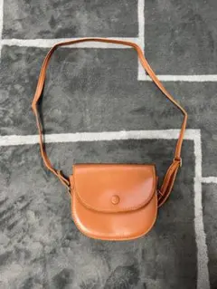 ブラウン ショルダーバッグ 丸型