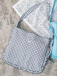 サマンサモスモス　kazumiコラボ　ノベルティ　バッグ　グレー　チェック