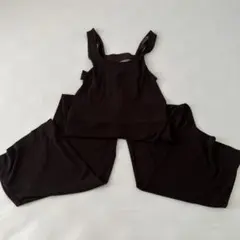 お値下げ中です。ZARAサロペット　伸びール素材で着やすい